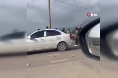 Bursa'da yol verme kavgasında vatandaşlar birbirine girdi