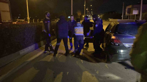 Bursa’da 2 otomobil çarpıştı: 4 yaralı